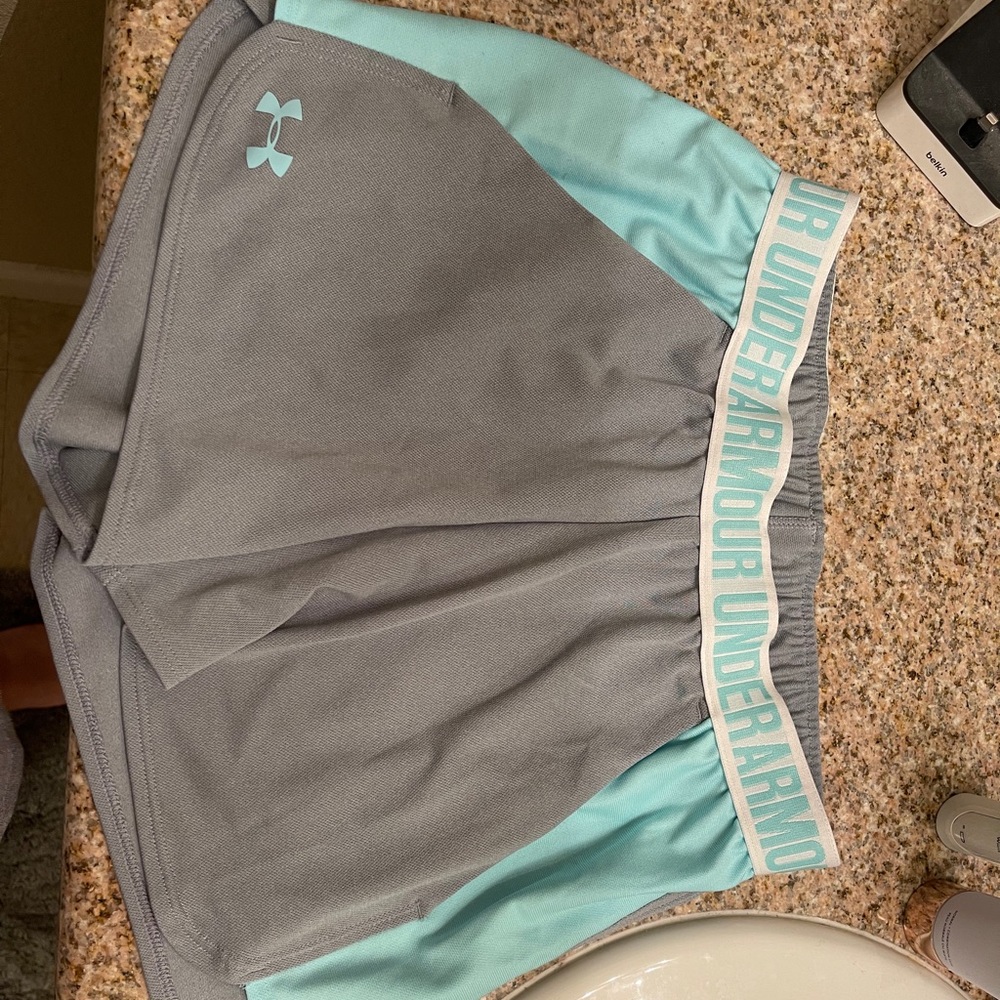 Running shorts